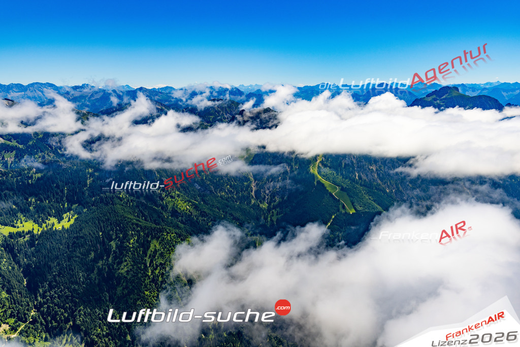 Die Luftaufnahme Alpen - Schwangau wurde 2022 vom Flugzeug aus (keine Drohne) erstellt. Hohe Auflösung -für große Poster und Wandbilder geeignet - Garantiert!