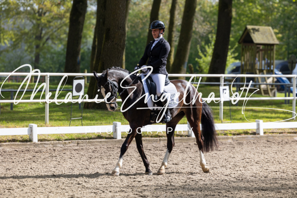7I8A1028 | melanie-engelhardt-photography - Realisiert mit Pictrs.com