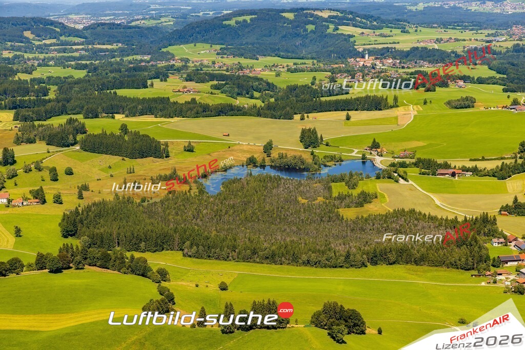 Luftaufnahme von Schwaigsee Wildsteig Bild- Das Luftbild wurde 2025 vom UL-Flugzeug heraus erstellt ( keine Drohne ) - Hochauflösende Luftaufnahme -Nicht vergleichbar mit Google Maps oder Satelittenbilder- Die Geschenkidee !Mit Lizenz und Bildrechte bestellbar