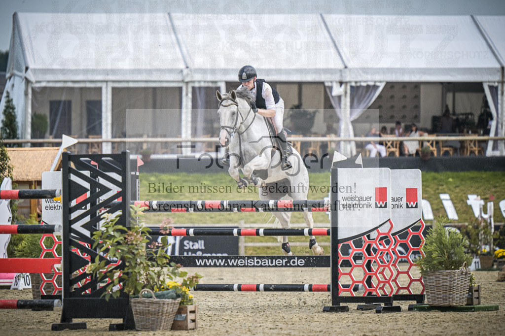 DOS_0994 | Entdecke hochwertige Reitturnierfotos von Foto Oger. Professionell, emotional und authentisch – jetzt Lieblingsmomente im Shop bestellen.Deutschlandweite Turnierfotografie. - Realisiert mit Pictrs.com