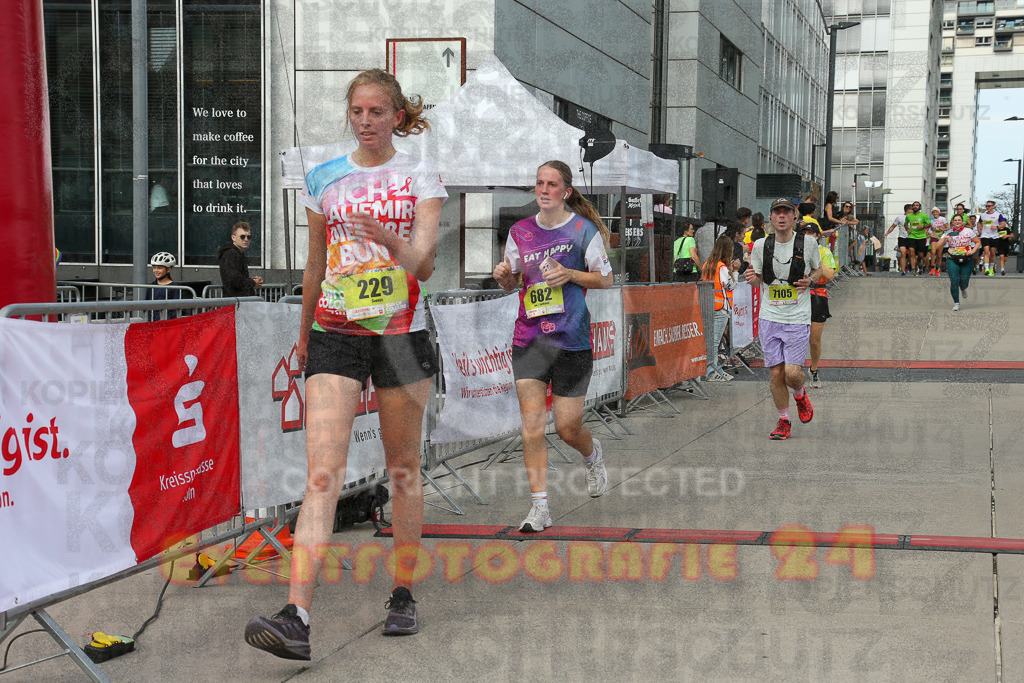 250920_1332_EX1_5369 | Sportfotografie im Rhein-Sieg Kreis, Köln, Bonn, NRW, Rheinland Pfalz, Hessen, etc. Unser Tätigkeitsfeld umfasst den Laufsport vom Volkslauf über den Marathon, Duathlon, Triathon bis zum Ultralauf wie Kölnpfad Ultra oder Schindertrail.