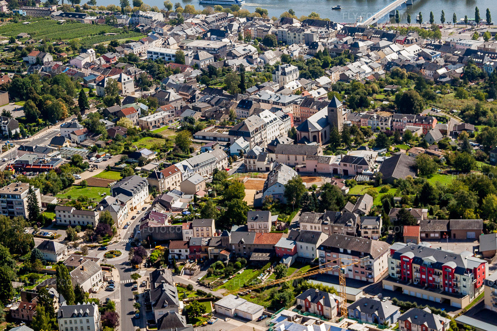 Aerial view: Riverbank areas of the Moselle in Grevenmacher in Remich in the state Remich, Luxembourg.Photo: IMG_33702.jpg taken on 09/11/2010 by Werner Riehm/FLY-FOTO.comResolution of the original: 4296 x 2864 px