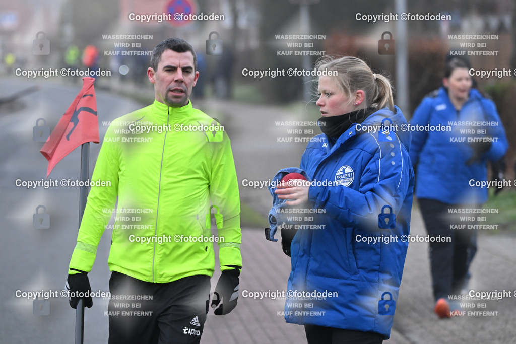 DSC_9889 | Daniela Rocker / Blomberg I (rechts) Lars Janssen / Bahnanweiser Blomberg (links)