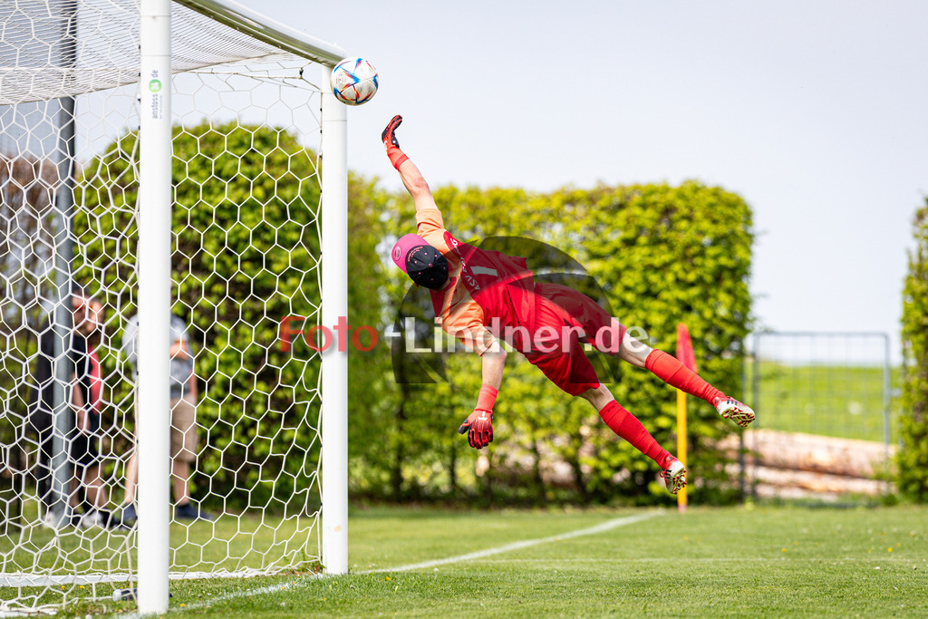 ASV Eglfing gegen SV Haunshofen | Fußball Kreisklasse Herren Oberbayern Zugspitze Gruppe 3 2025/26, ASV Eglfing gegen SV Haunshofen, 20250427,Michael KAUNAT (ASV Eglfing Goalie 1) in Aktion,2025-04-27 in Eglfing (Sportanlage Eglfing), Michael KAUNAT (ASV Eglfing Goalie 1)Copyright: WolfgangxLindner www.foto-lindner.de