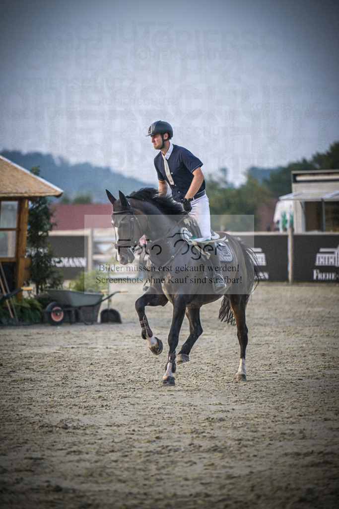 DOS_0138 | Entdecke hochwertige Reitturnierfotos von Foto Oger. Professionell, emotional und authentisch – jetzt Lieblingsmomente im Shop bestellen.Deutschlandweite Turnierfotografie. - Realisiert mit Pictrs.com