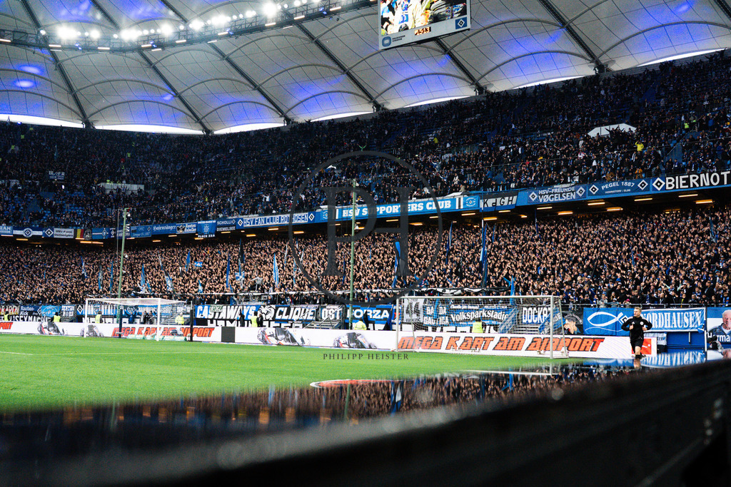 Spieltag 8 HSV - VFL Wolfburg_SC-24 | Philipp-Heist - Realisiert mit Pictrs.com