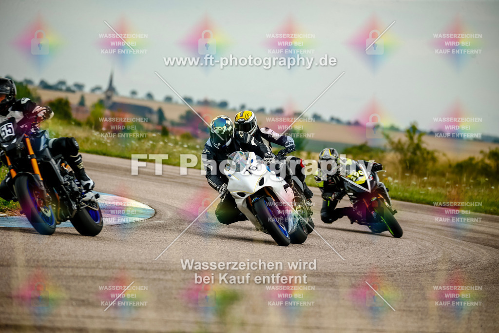 Chambley Juli-2357 | Hier findet Ihr Bilder von Touristenfahrten auf der Nürburgring Nordschleife oder von anderen Veranstaltungen die ich besucht habe. Viel Spass beim Durch Schauen 