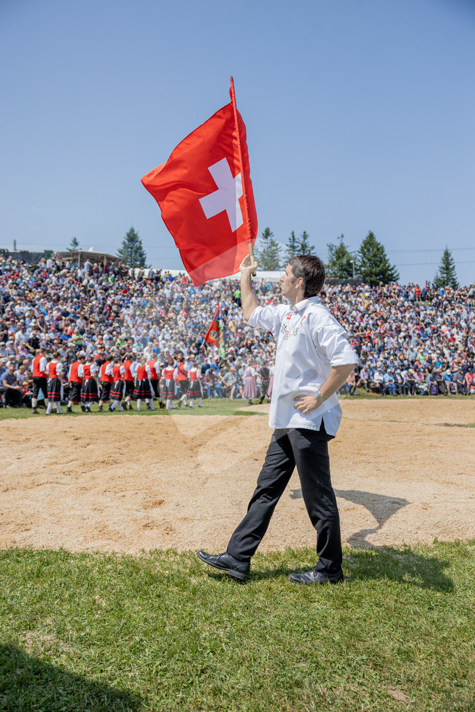 Rigi2026_5G_00007 | Die Schwinger des Schwyzer Kantonalen Schwingerverbandes: Fotos, die Dynamik und Leidenschaft festhalten, sowie emotionale Momente aus dem traditionellen Schwingsport zeigen. - Realisiert mit Pictrs.com