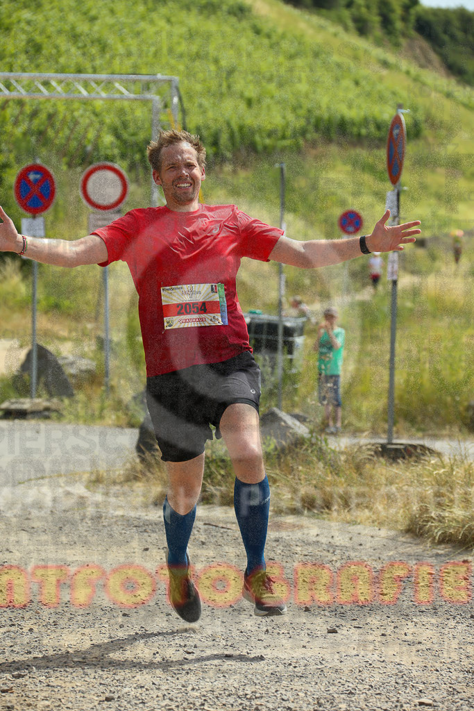 220618_1133_EX1_9417 | Sportfotografie im Rhein-Sieg Kreis, Köln, Bonn, NRW, Rheinland Pfalz, Hessen, etc. Unser Tätigkeitsfeld umfasst den Laufsport vom Volkslauf über den Marathon, Duathlon, Triathon bis zum Ultralauf wie Kölnpfad Ultra oder Schindertrail.