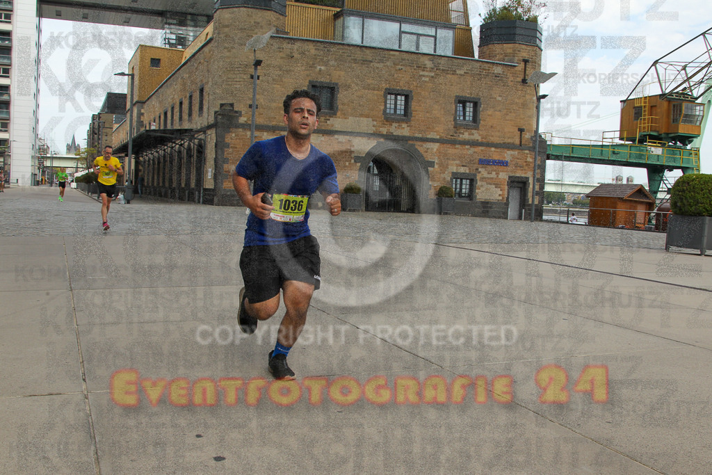250920_1319_EV4_5238 | Sportfotografie im Rhein-Sieg Kreis, Köln, Bonn, NRW, Rheinland Pfalz, Hessen, etc. Unser Tätigkeitsfeld umfasst den Laufsport vom Volkslauf über den Marathon, Duathlon, Triathon bis zum Ultralauf wie Kölnpfad Ultra oder Schindertrail.