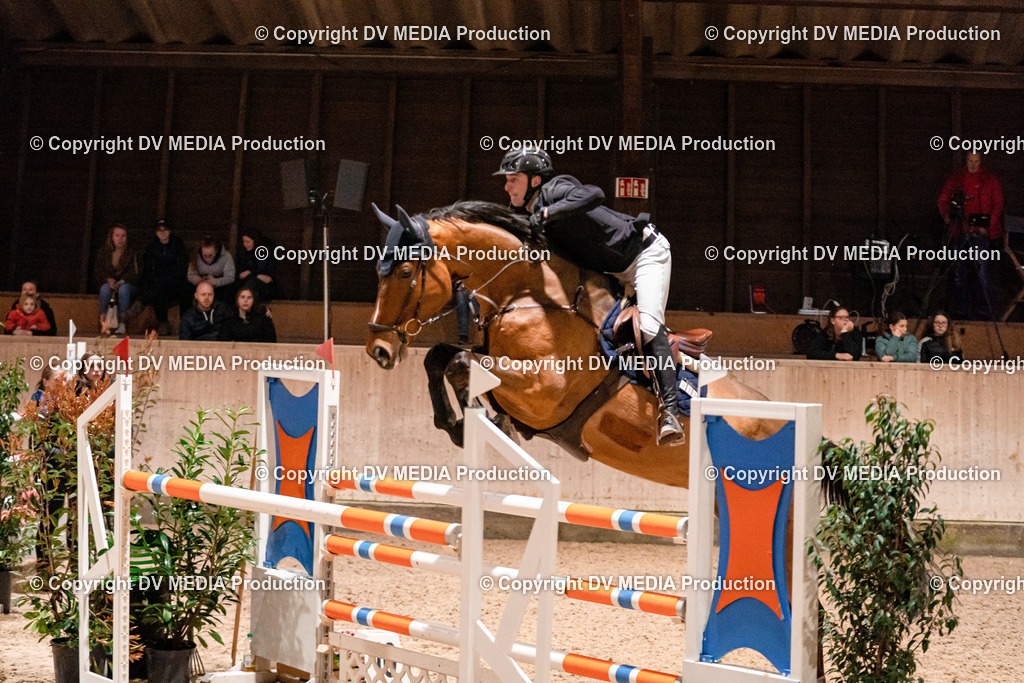 Springen Tag 1-934 | dv-media-shop - Realisiert mit Pictrs.com