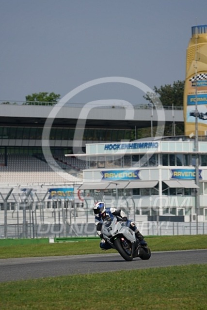 2022_05_10_PBK_31581 | Sportfotografie; SlowMotion; Video; Rennstrecke; Hafeneger; Speer; Racing; RSE; BMW; CBO; Trackday; Motorsportarena; Hockenheimring; Brno; Most; Barcelona; Valencia