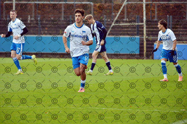 RGE_6696b | Hertha BSC, 2.Bundesliga, Herren, Saison 2025/26, Training, im Bild Junus  Ünal ( Hertha BSC ),  Fotograf:   Ralf Gebhardt - Realisiert mit Pictrs.com