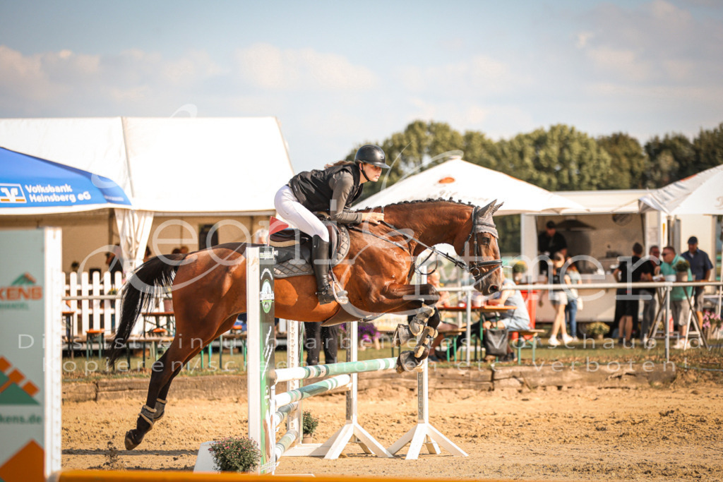 01.FrSpE00269 | Leoni Ertmer Photography - Realisiert mit Pictrs.com