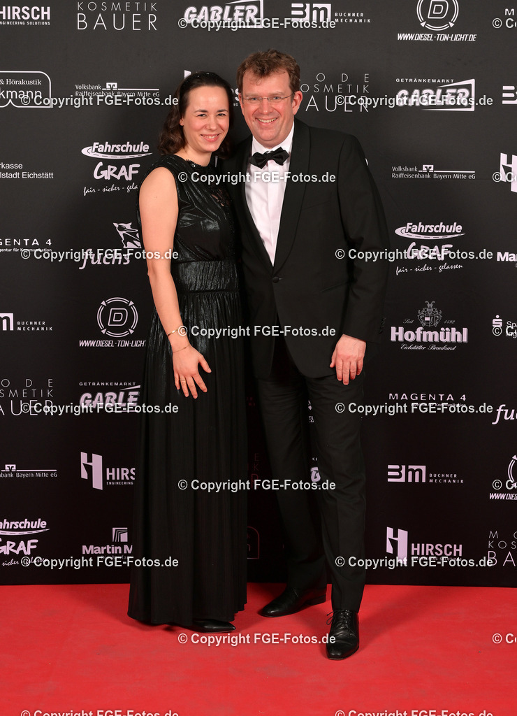 20240113-fge-fotos-0177 | Eröffnungsball der FGE am 13.01.2024 im Alten Stadttheater in Eichstätt. - Realisiert mit Pictrs.com