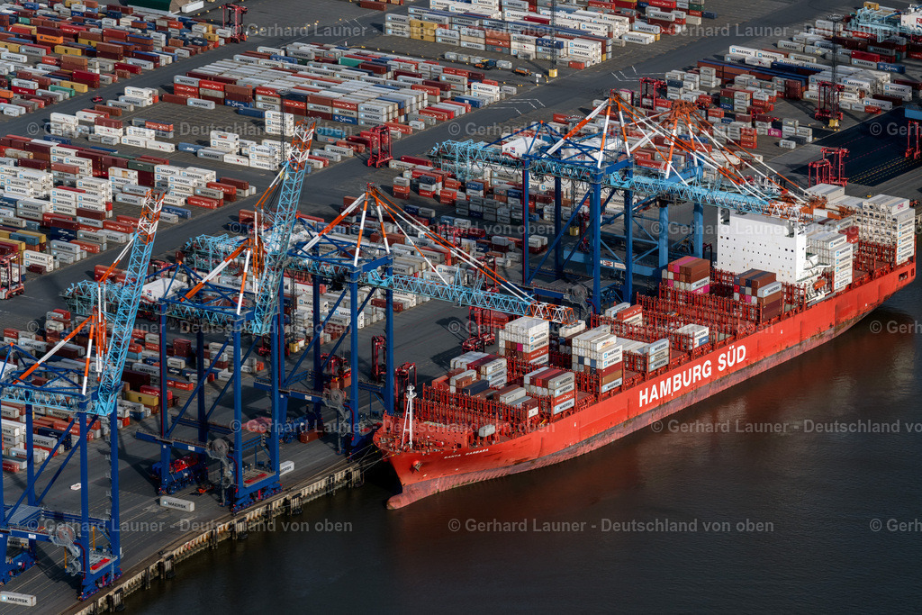 4030525 | BREMERHAVEN 01.06.2020 Containerterminal im Containerhafen des Überseehafen Am Nordhafen in Bremerhaven im Bundesland Bremen. // Container Terminal in the port of the international port Am Nordhafen in Bremerhaven in the state Bremen. Foto: Gerhard Launer