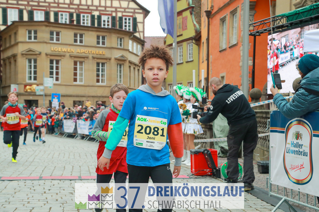 AOK JuniorCup 400m | 3Koenigslauf 2023 - Realisiert mit Pictrs.com