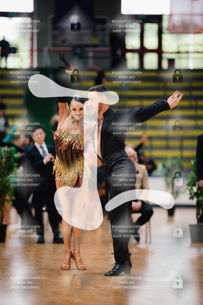Hessen Tanzt WDSF International Open Latin 9th (12) Philip Andraus _ Ekaterina Tsvetkov (TTC Fortis Nova Maintal)-2025-05-18-3356 | Webshop for digital downloads and prints of dance sport, event & show photographer Julian Link - Realisiert mit Pictrs.com