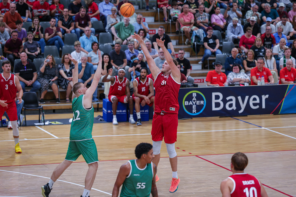 BAYER GIANTS vs VET-CONCEPT Gladiators Trier Test-63 | Fotos von Basketballspielen aus dem Raum NRW fotografiert von Gero Mueller-Laschet und Daniel Schaefer - Realisiert mit Pictrs.com