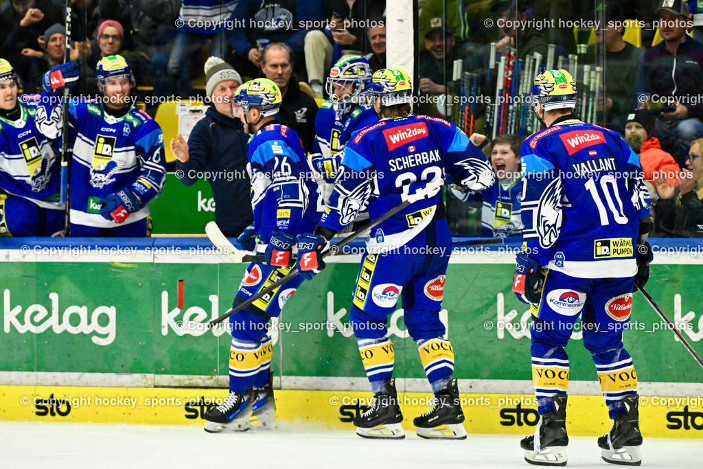 EC IDM Wärmepumpen VSV vs. STEINBACH BLACK WINGS LINZ  | Jubel EC VSV Mannschaft, #22 SCHERBAK Nikita EC VSV, #26 VAN NES Guus EC VSV, #10 VALLANT Thomas EC VSV, EC IDM Wärmepumpen VSV vs. STEINBACH BLACK WINGS LINZ , EC IDM Wärmepumpen VSV vs. STEINBACH BLACK WINGS LINZ  am 28.01.2025 in Villach (Stadthalle Villach), Austria, (Photo by Bernd Stefan)