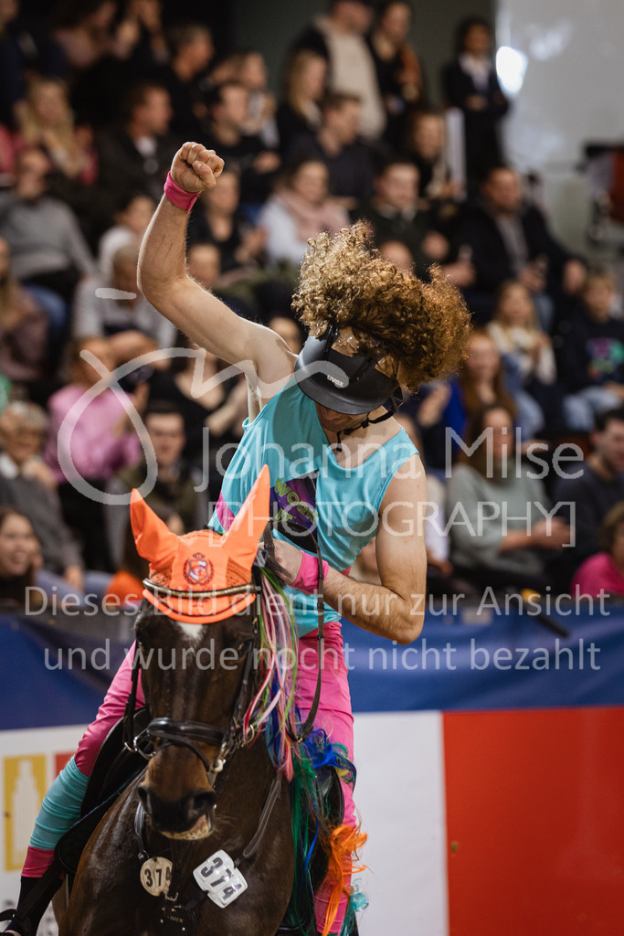 240113_Münster_Kostümspringen-385 | Deine schönsten Turniermomente als professionelle Fotos! Entdecke hochwertige Pferdesport-Fotografie im Online-Shop. Jetzt Fotos finden & bestellen!