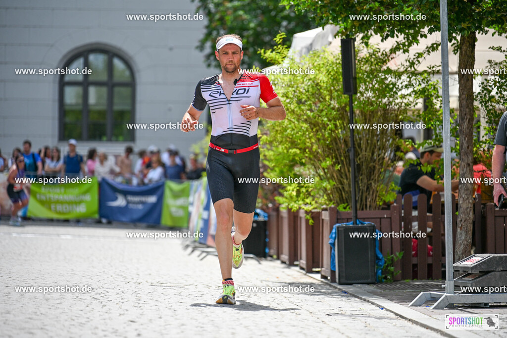 SZI_7365 | Stadttriathlon Erding 2025. #yourpictrs #sportshot_your_pictrs @Sportshotphotography #stadttriathlonerding Copyright: www.sportshot.de