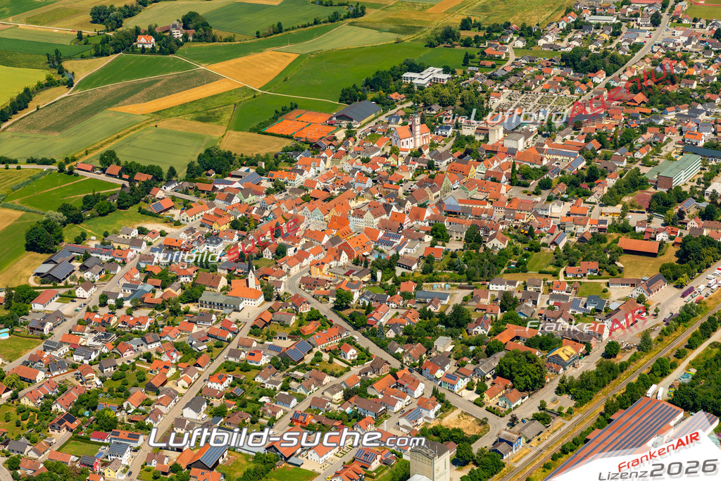 Das Luftbild zeigt :  Geiselhöring - Die Luftaufnahme wurde 2023 vom UL-Flugzeug aus erstellt ( keine Drohne ) - Hochauflösende Luftaufnahme - Für grossformatige Ausdrucke geeignet. Die Geschenkidee !Mit Lizenz und Bildrechte bestellbar