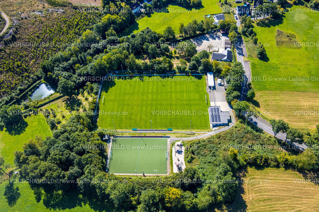 Wenden250811845 | Luftbild, Fußballstadion Sportplatz SV Grün-Weiß Elben 1990 e.V., Elben, Wenden, Sauerland, Nordrhein-Westfalen, Deutschland
