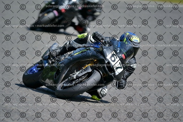26BT02-1256 | markuskiefer.com - Realisiert mit Pictrs.com