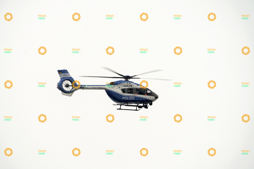 Flughafen Düsseldorf Polizei Hubschrauber | Foto: Daniel Böhm | bonum.media - Realisiert mit Pictrs.com