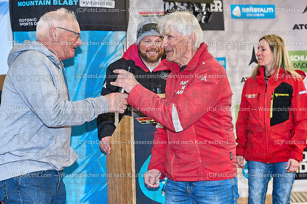 _ALP3154_MASTERS-WM_Reiteralm_SiegerB-GS | FISWORLD CHAMPIONSHIPSMASTERS ALPINE SKIING, 23. – 28. MÄRZ 2026 - REITERALM | STMK | AUT.   Veranstaltet vom Masters-Referat des Deutschen Skiverbandes (DSV). Durchführende Organisation: WSV Pichl-Reiteralm, unterstütutzt von den Bergbahnen REITERALM bei Schladming und SKI AUSTRIA.                            Disziplinen:  Super-G, GiantSlalom, Slalom.                                                 Kategorien:  A (Herrn 30-59 Jahre), B (Herrn ab 60 Jahre), C (Damen 30-59 Jahre), D (Damen ab 60 Jahre).                Rennstrecken:   Gasselhöhe und Muldenliftpiste auf der Reiteralm.
