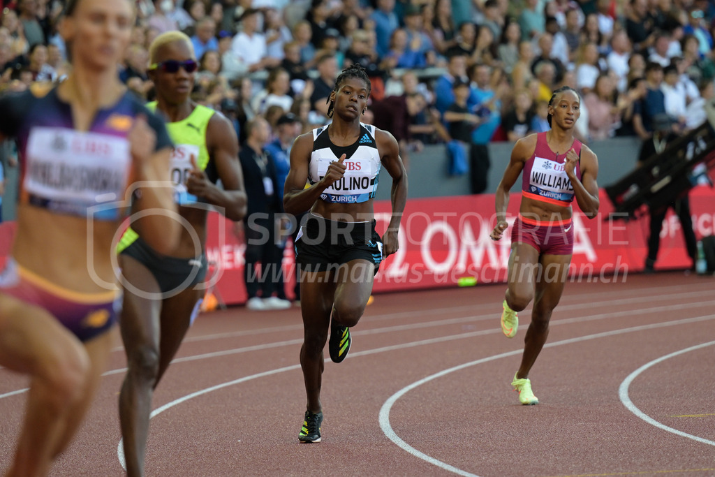 Leichtathletik: Weltklasse Zürich | 08.09.2022, Zürich, Letzigrund, Leichtathletik: Weltklasse Zürich, PAULINO Marileidy (DOM) und WILLIAMS Sada (BAR) im 400m-Lauf der Frauen. - Realisiert mit Pictrs.com
