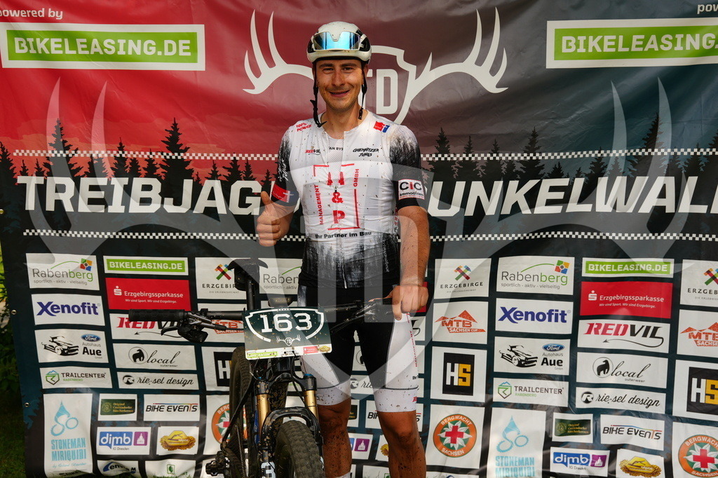 FC605747 | Fotogalerie der Treibjagd im Dunkelwald - Dein MTB Etappenrennen im Erzgebirge - Realisiert mit Pictrs.com