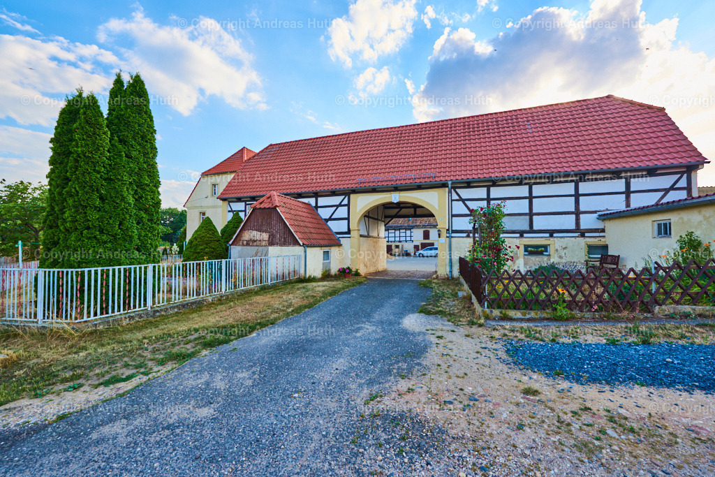 Ein Vierseitenhof in Roitzsch 01 | Bedeutsame Landschaften Deutschlands - Realisiert mit Pictrs.com