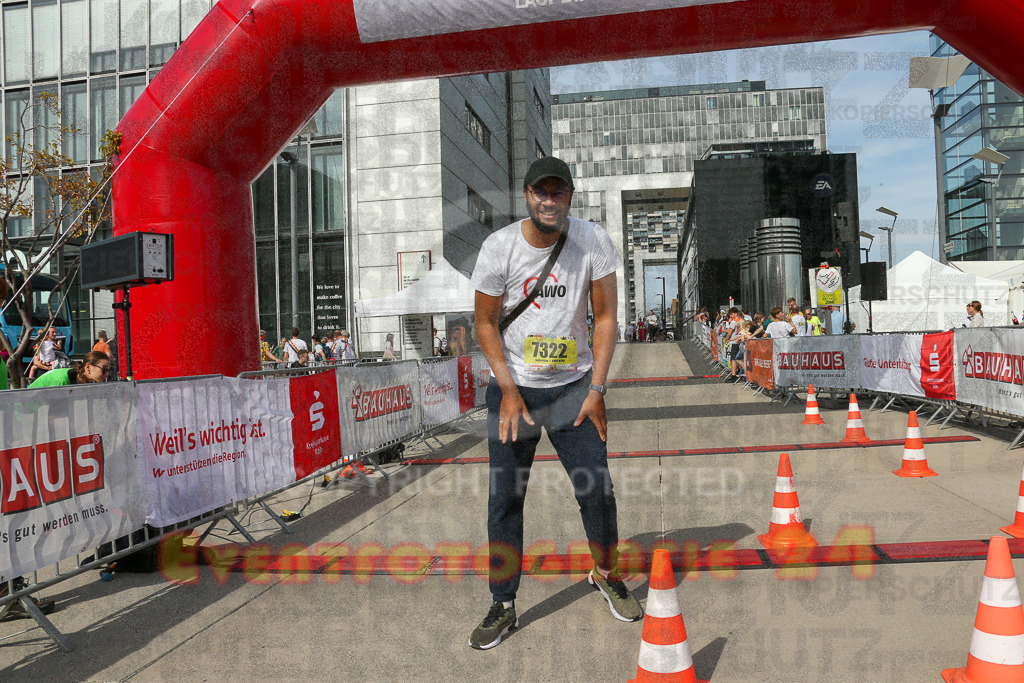 250920_1351_EX1_6887 | Sportfotografie im Rhein-Sieg Kreis, Köln, Bonn, NRW, Rheinland Pfalz, Hessen, etc. Unser Tätigkeitsfeld umfasst den Laufsport vom Volkslauf über den Marathon, Duathlon, Triathon bis zum Ultralauf wie Kölnpfad Ultra oder Schindertrail.