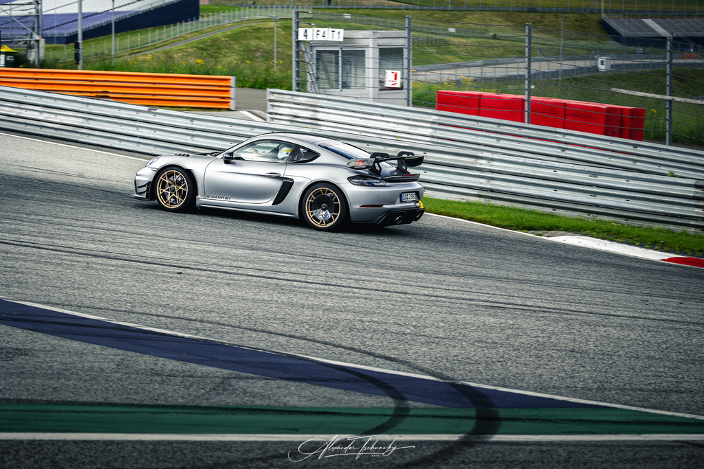 R6PZ2684 _Alexander Tschuncky | Entdecken Sie die faszinierende Welt von Alexander Tschuncky Arts: Kreative Fotografie, atemberaubende Automobilkunst und hochwertiger Bilderdruck. Lassen Sie sich inspirieren! - Realisiert mit Pictrs.com