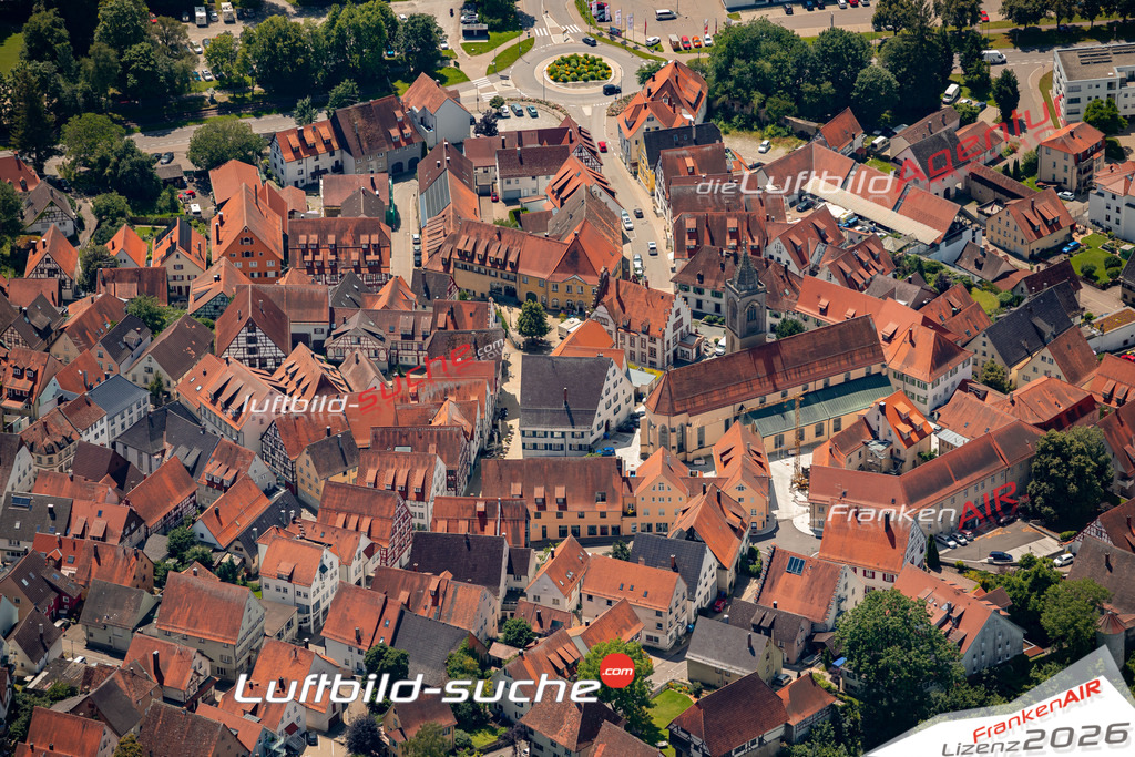 Das Luftbild zeigt :  Pfullendorf - Die Luftaufnahme wurde 2024 vom UL-Flugzeug aus erstellt ( keine Drohne ) - Hochauflösende Luftaufnahme - Für grossformatige Ausdrucke geeignet. Die Geschenkidee !Mit Lizenz und Bildrechte bestellbar