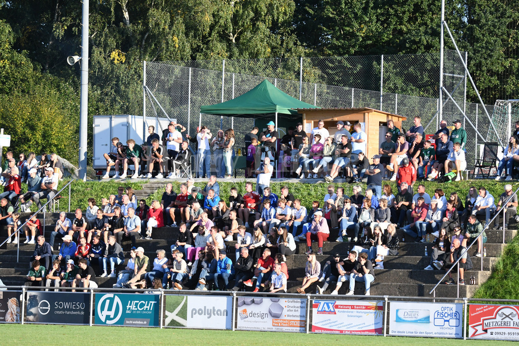 Bezirksliga Ost: SpVgg Ruhmannsfelden : FC Künzing | 400 Zuschauer beim Top-Derby der Bezirksliga Ost: SpVgg Ruhmannsfelden : FC Künzing - Realisiert mit Pictrs.com