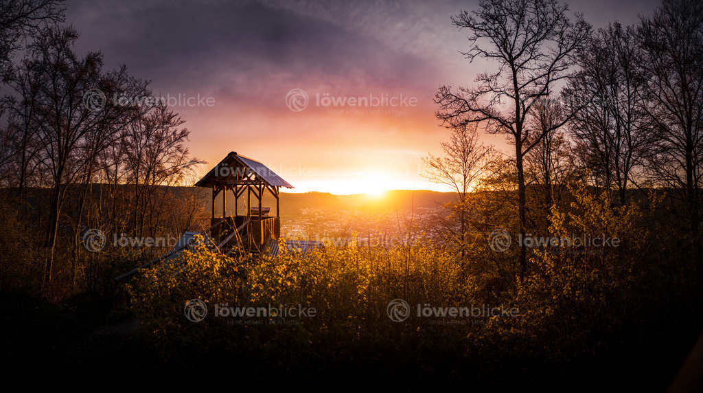 Dreimännersitz oberhalb von Geislingen am Morgen | löwenblicke | shop