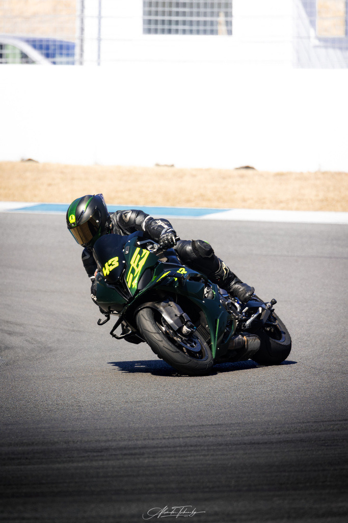 Ducati Trackday Hockenheimring 2026 | Entdecken Sie die faszinierende Welt von Alexander Tschuncky Arts: Kreative Fotografie, atemberaubende Automobilkunst und hochwertiger Bilderdruck. Lassen Sie sich inspirieren! - Realisiert mit Pictrs.com
