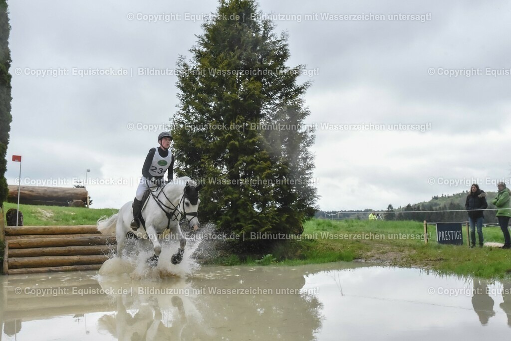 20230513_CCI2_Section2_Gelände_0548 | equistock