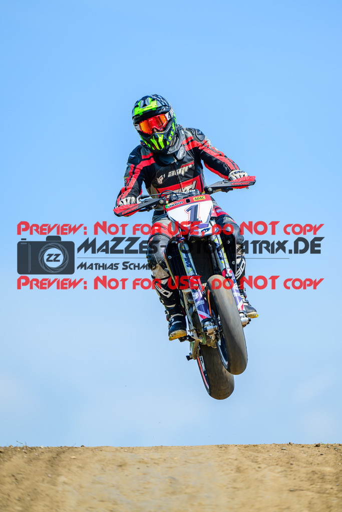 MaZZes_FotoMatrix_240622_6007705_7470 | UE40