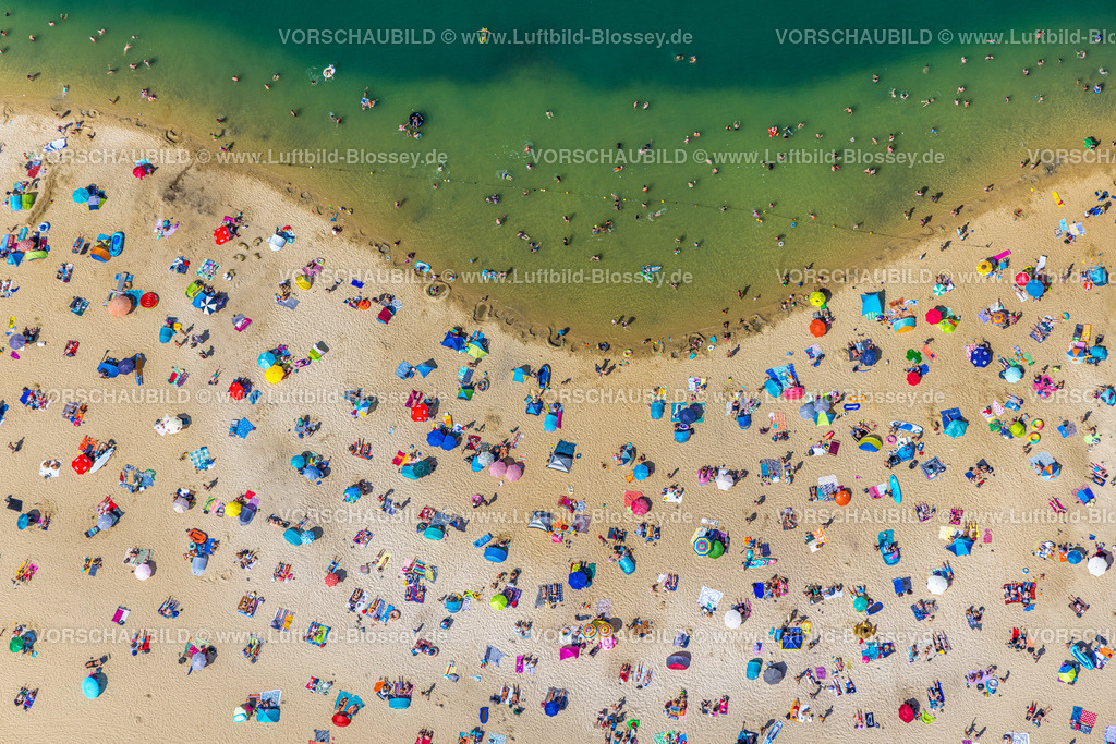 Haltern220800264 | Luftbild Badende im Silbersee Haltern bei Sythen, Ansturm auf das türkisfarbene Wasser bei über 30 Grad,  Lehmbraken, Haltern am See, Ruhrgebiet, Nordrhein-Westfalen, Deutschland