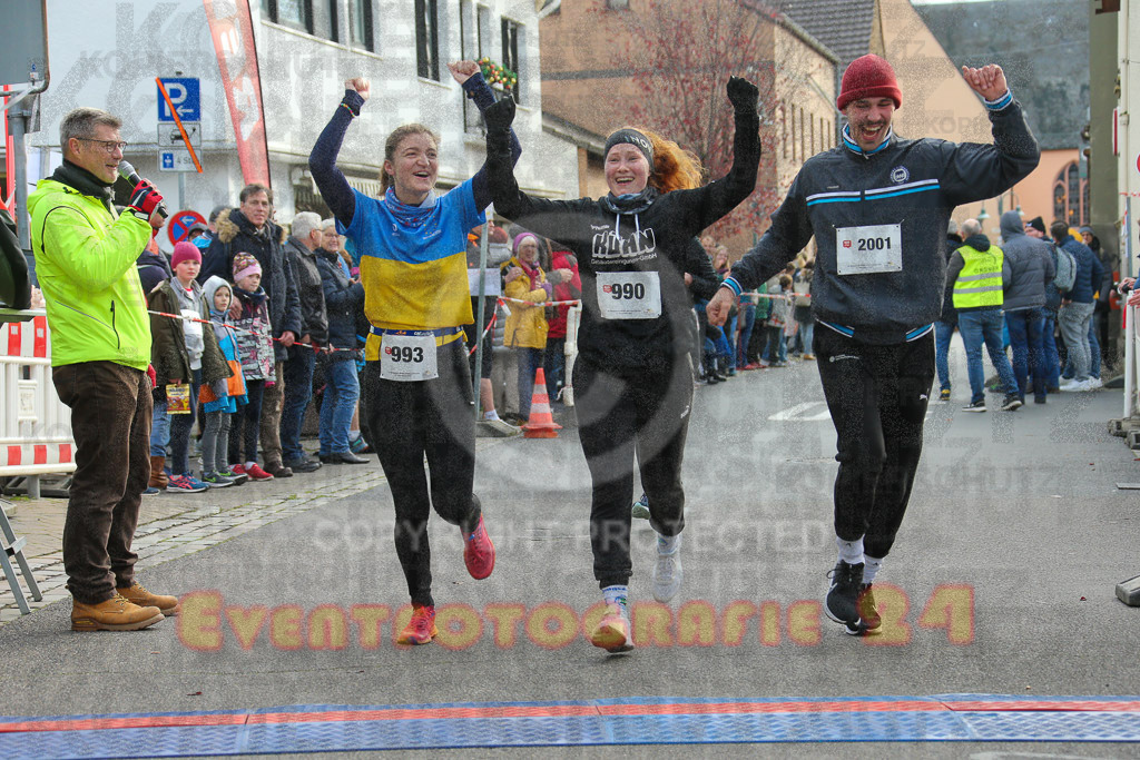 221127_1057_EX1_1347 | Sportfotografie im Rhein-Sieg Kreis, Köln, Bonn, NRW, Rheinland Pfalz, Hessen, etc. Unser Tätigkeitsfeld umfasst den Laufsport vom Volkslauf über den Marathon, Duathlon, Triathon bis zum Ultralauf wie Kölnpfad Ultra oder Schindertrail.