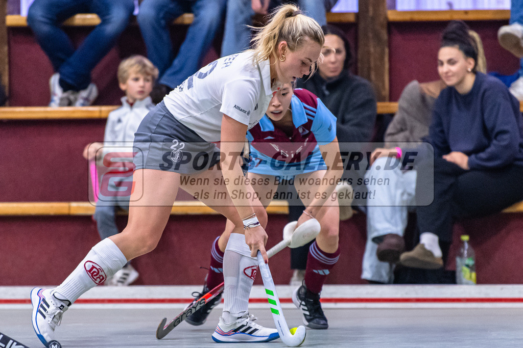 SM_20231216-D5A_5775 | 1.Bundesliga Hallenhockey  (W) UHC - DCadA / 3:2 (2:2)