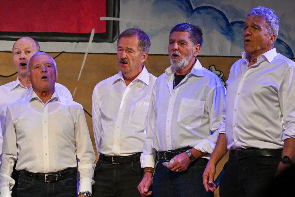 18. November 2022 - Abendundunterhaltung TV/DTV Neftenbach | 18. November 2022 / MZH Auenrain, Neftenbach
Abendundunterhaltung TV/DTV Neftenbach
Motto: Klick zum Glück
Bild: Sportfotografie Markus Aeschimann | www.markus-aeschimann.ch - Realisiert mit Pictrs.com