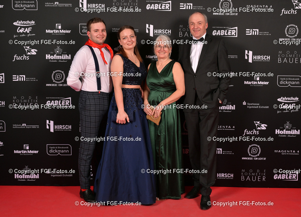 20240127-fge-fotos-0214 | Hofball der FGE am 27.01.2024 im Alten Stadttheater in Eichstätt. - Realisiert mit Pictrs.com