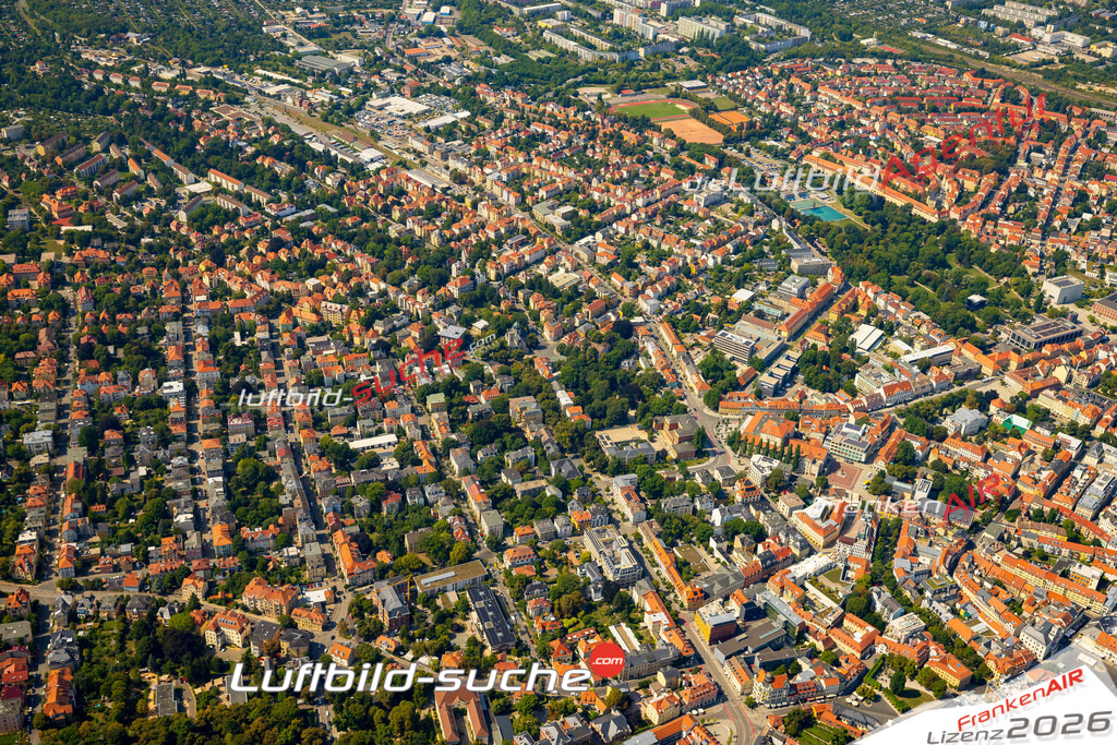 Luftbild Weimar - Die Luftaufnahme wurde 2025 vom UL-Flugzeug heraus erstellt ( keine Drohne ) - Hochauflösende Luftaufnahme - für professionelle Ausdrucke geeignet. Die Geschenkidee !Hier alle&nbsp;Infos zur Lizenzierung der LuftaufnahmeWir fliegen auch dieses Jahr wieder in Ihre Region um Luftbilder zu erstellen.- Luftbild anfragen