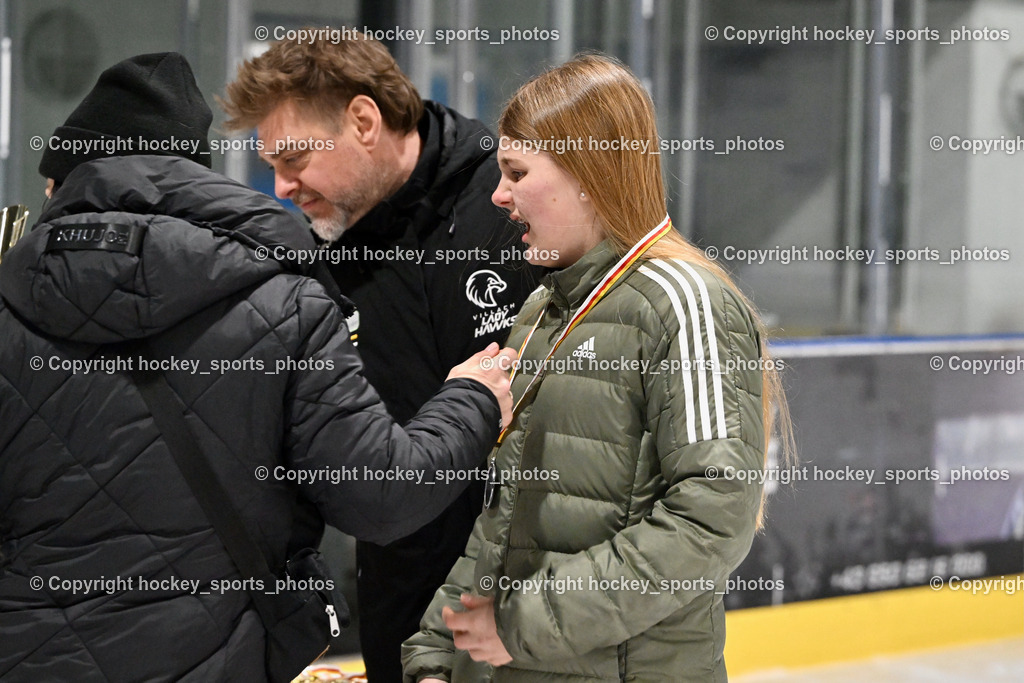 WILDCATS PATERNION & Lady Hawks Siegerehrung-Meisterfeier | Medailienübergabe, WILDCATS PATERNION &amp; Lady Hawks Siegerehrung-Meisterfeier, WILDCATS PATERNION &amp; Lady Hawks Siegerehrung-Meisterfeier am 12.03.2025 in Steindorf (Ossiachersee Halle), Austria, (Photo by Bernd Stefan)