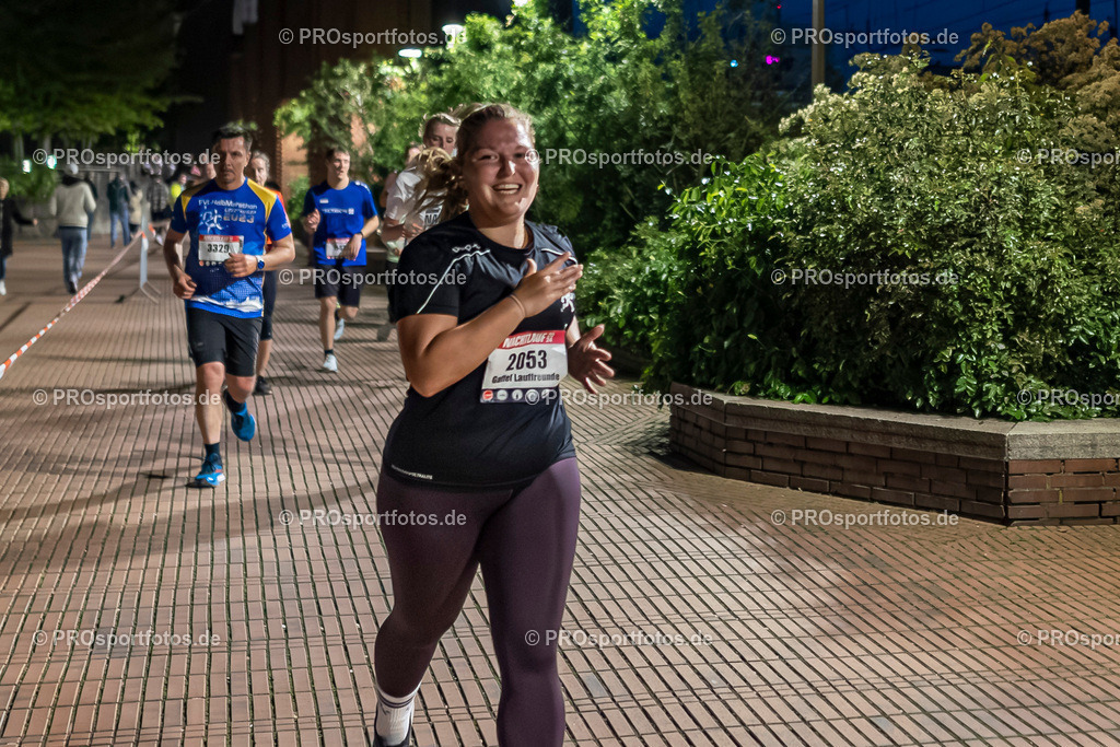 21. Nachtlauf des ASV Köln; Köln, 08.05.24 | Impressionen vom 21. Nachtlauf des ASV Köln am 08.05.24 in der Altstadt von Köln (Deutschland). Foto: BEAUTIFUL SPORTS/Bernd Hoffmann